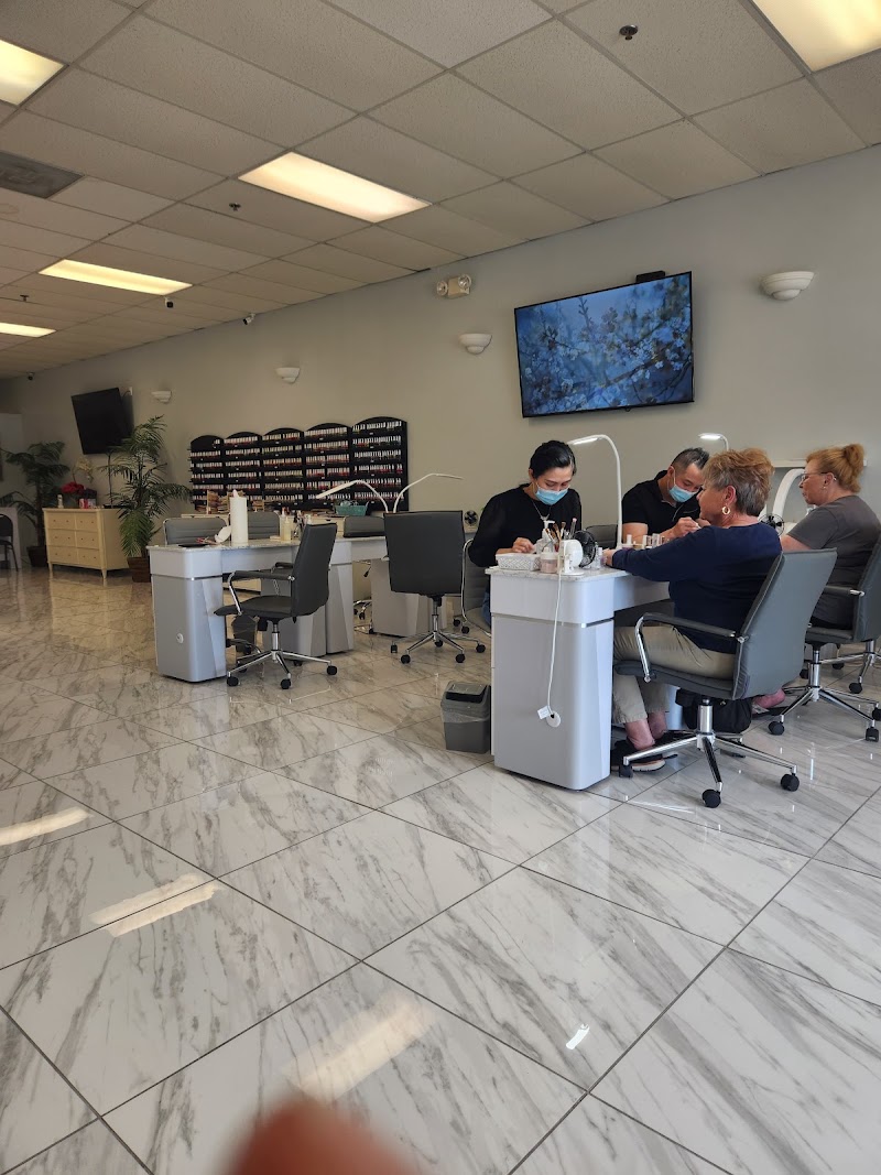 RGB Nails Spa, nail salon in Dublin, OH, photo 3 of 10